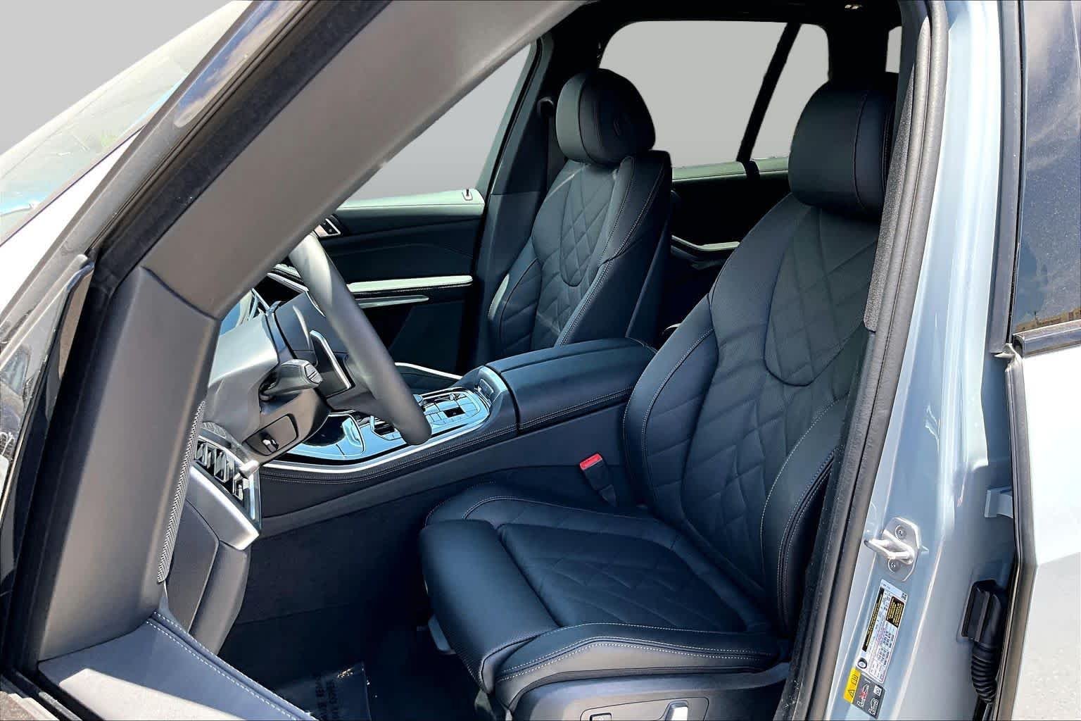 New 2026 Brooklyn Grey Metallic BMW xDrive50e image 9