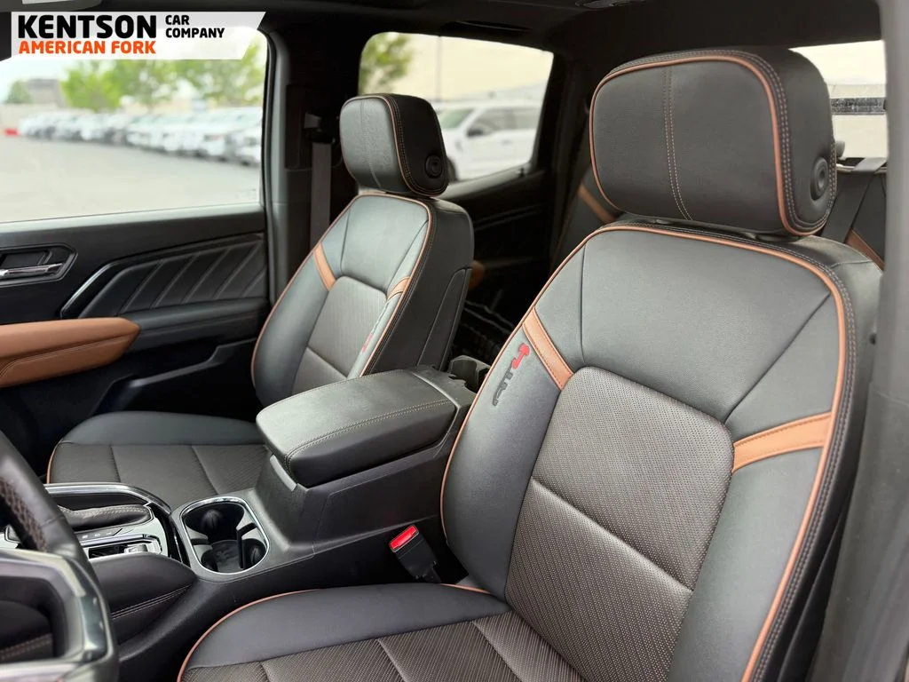 Used 2024 Black GMC AT4 image 27