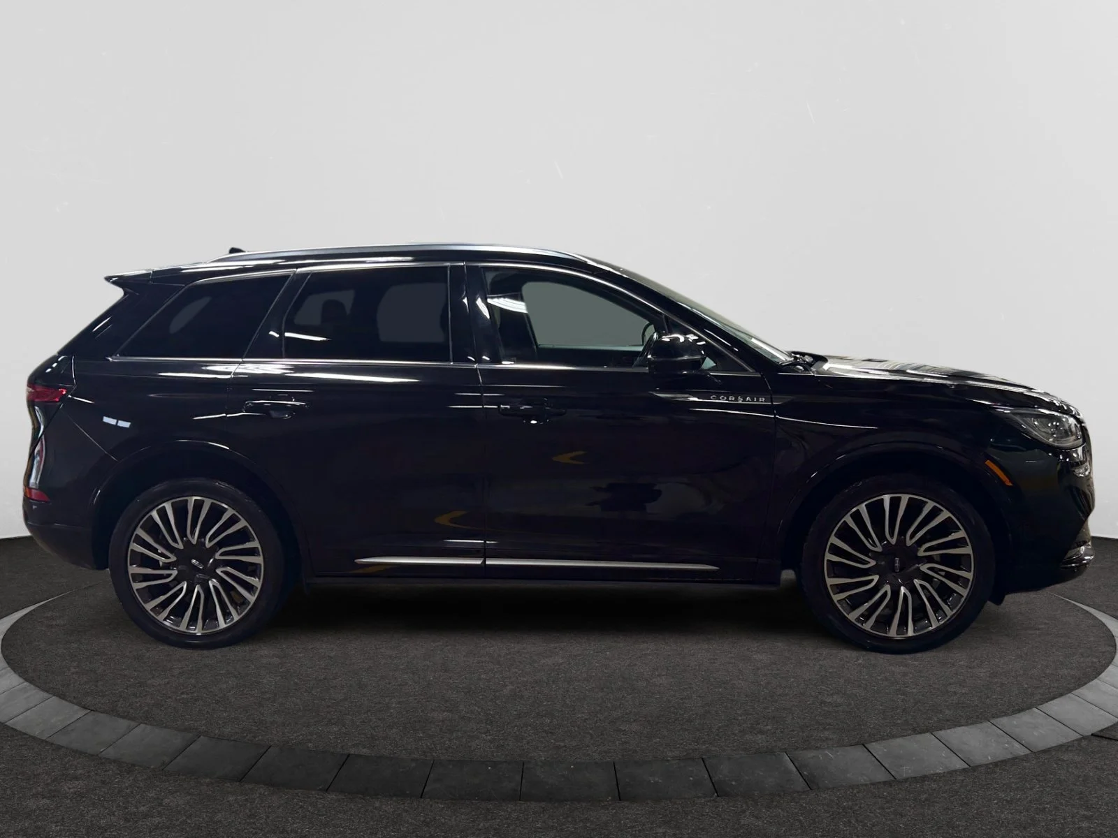 Used 2021 BLACK Lincoln RESERVE AWD image 6