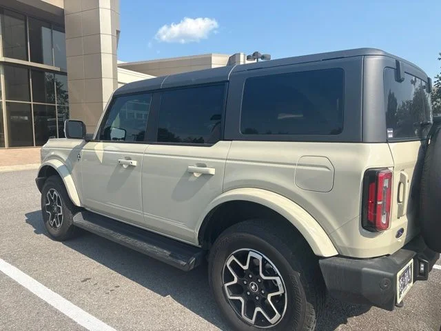Used 2025 Beige Ford Outer Banks image 3