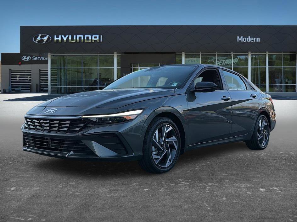 2025 Hyundai Elantra Blue