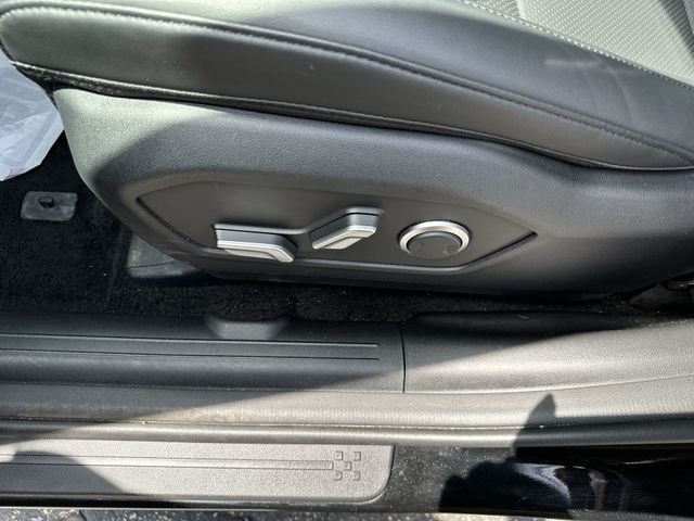Used 2026 Black Hyundai SEL image 14