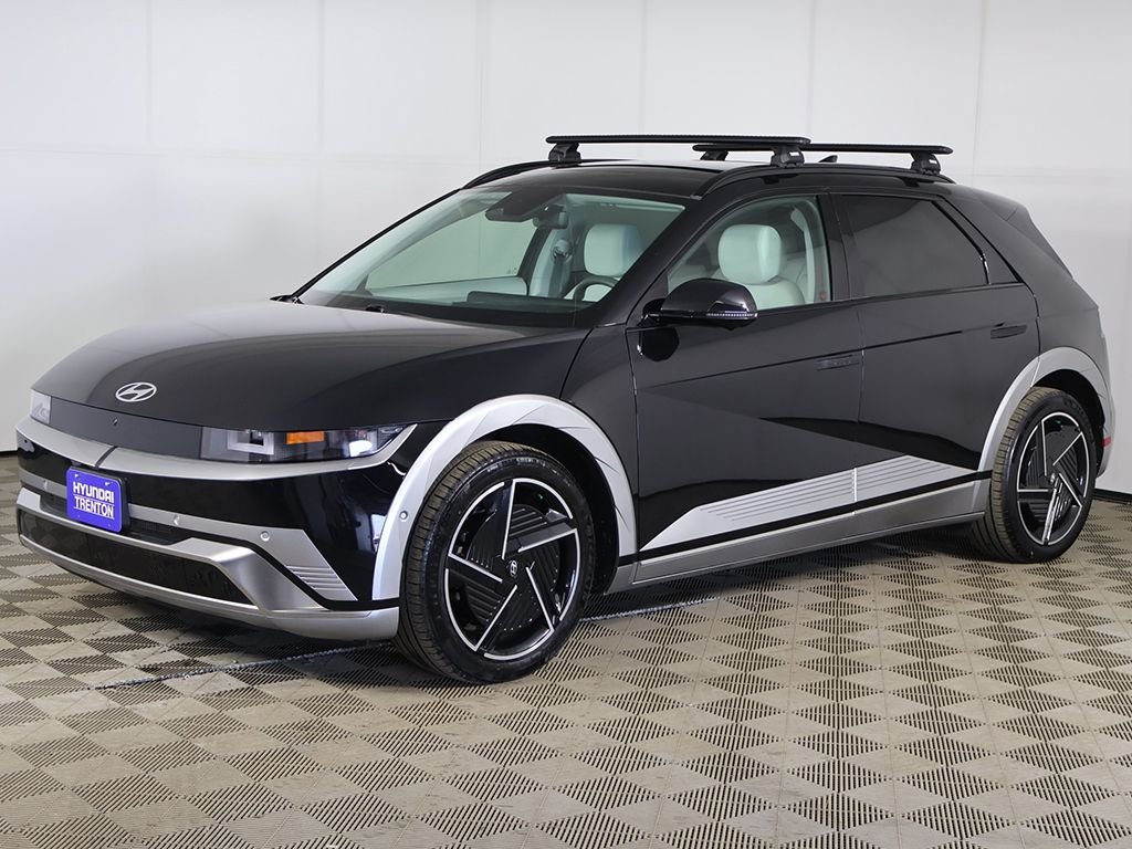 2025 Hyundai IONIQ 5 Limited - Photo 14