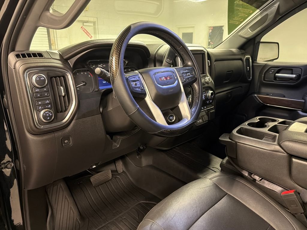 Used 2021 Black GMC SLT image 28