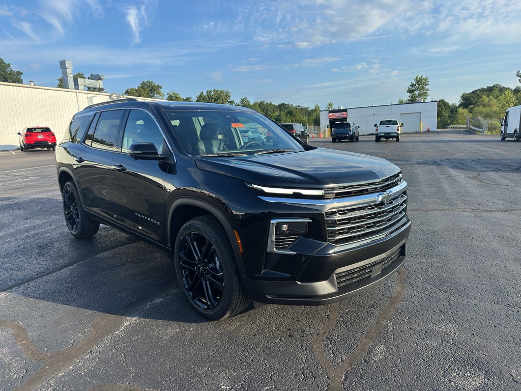 2027 Chevrolet Traverse LT - Photo 10