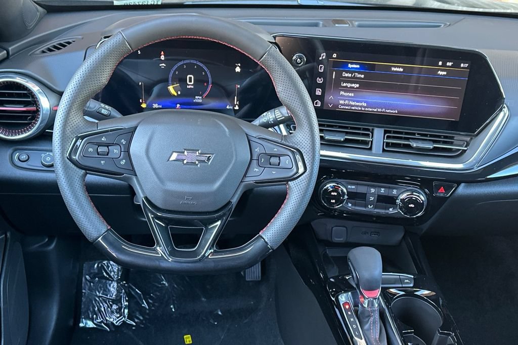 2026 Chevrolet Trax RS - Photo 14
