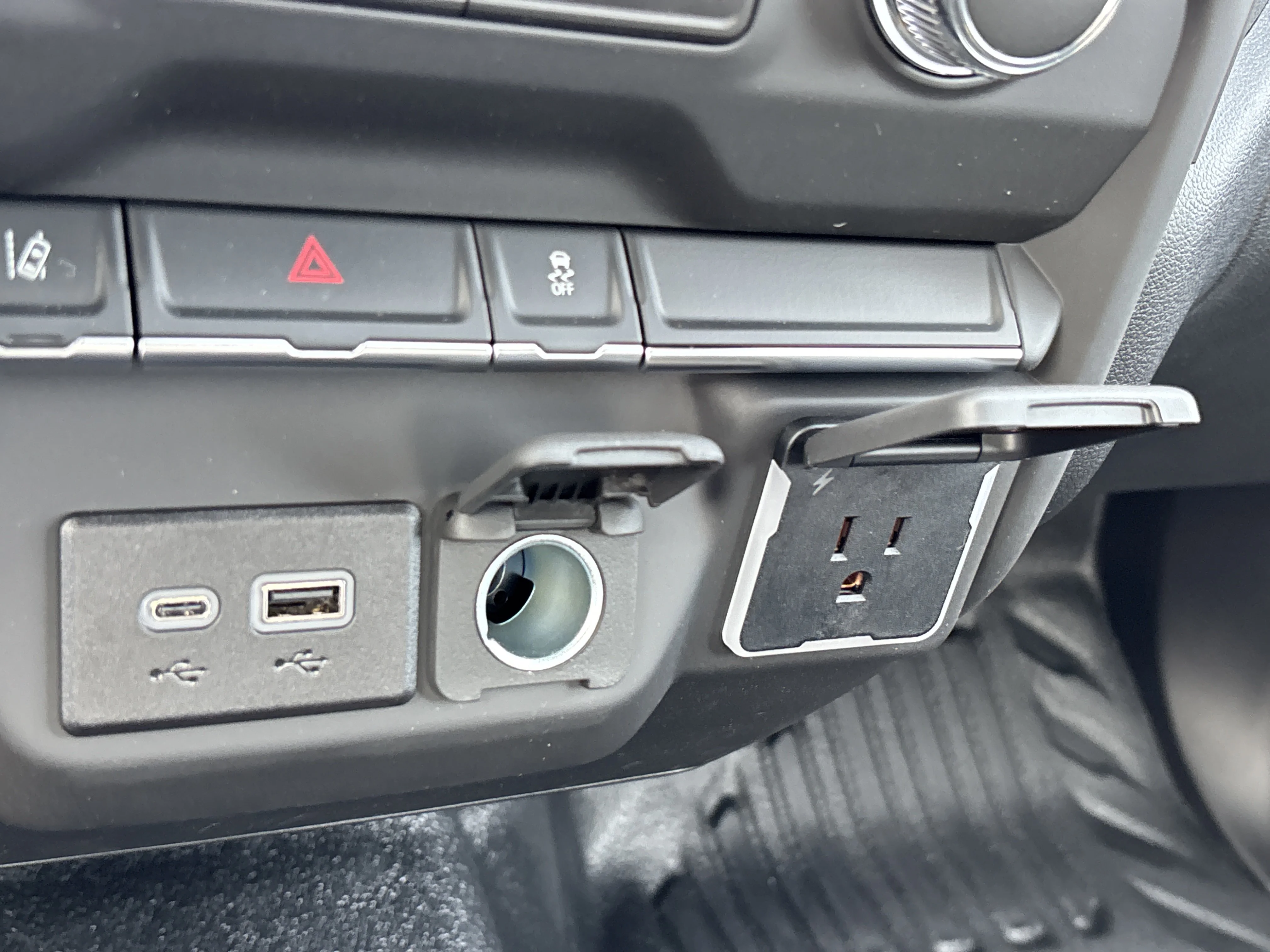2026 GMC Sierra 3500HD Pro - Photo 27