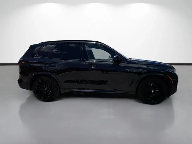 New 2026 Black Sapphire Metallic BMW xDrive40i image 2