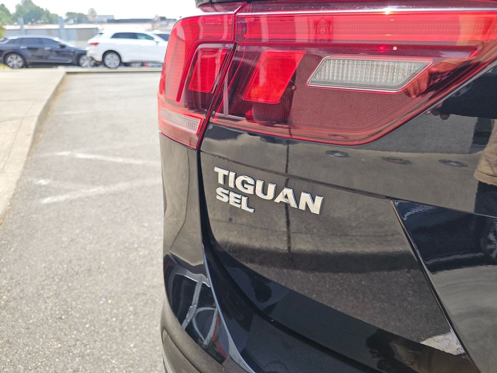 2021 Volkswagen Tiguan SEL Premium R-Line - Photo 15