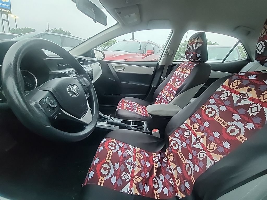 Used 2016 Classic Silver Me Toyota L image 4