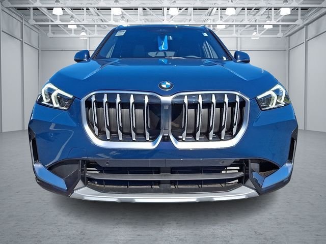 Certified Used 2026 Night Dusk Blue Metallic BMW xDrive28i image 2