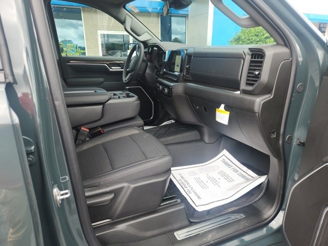 2025 Chevrolet Silverado 1500 LT - Photo 10
