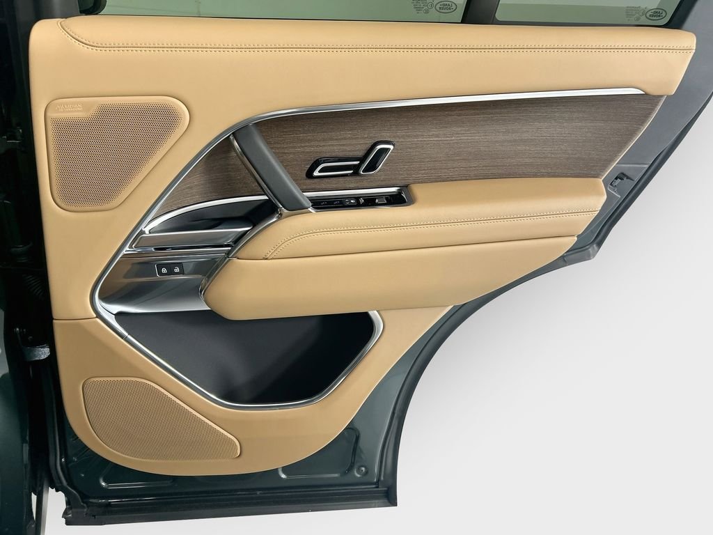 New 2026 Belgravia Green Land Rover SE image 26