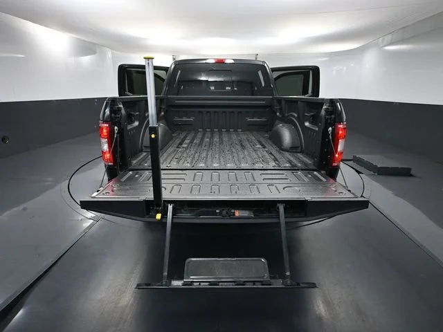 2019 Ford F-150 XLT - Photo 41