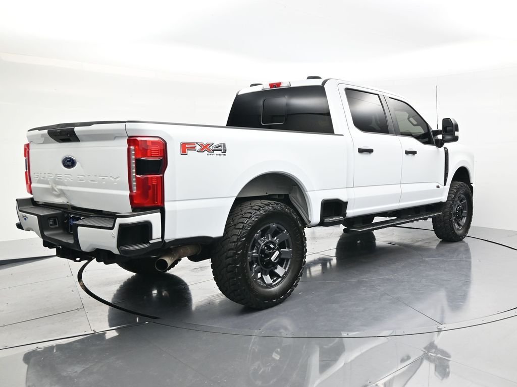 Used 2025 Oxford White Ford XL image 5