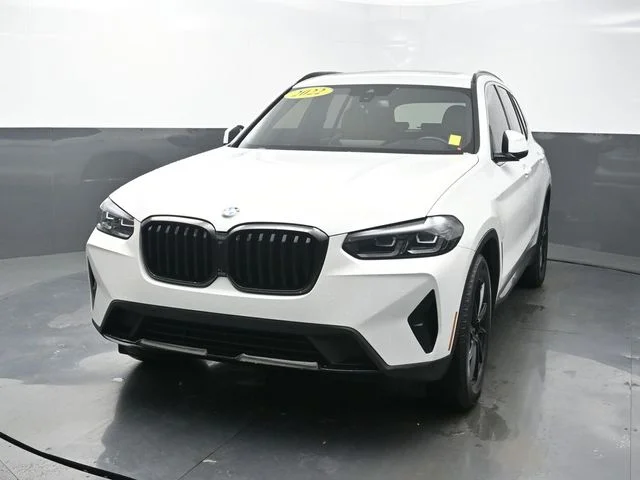2022 BMW X3 sDrive30i's photo