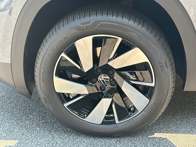 New 2026 Gray Volkswagen SE w/Technology image 11