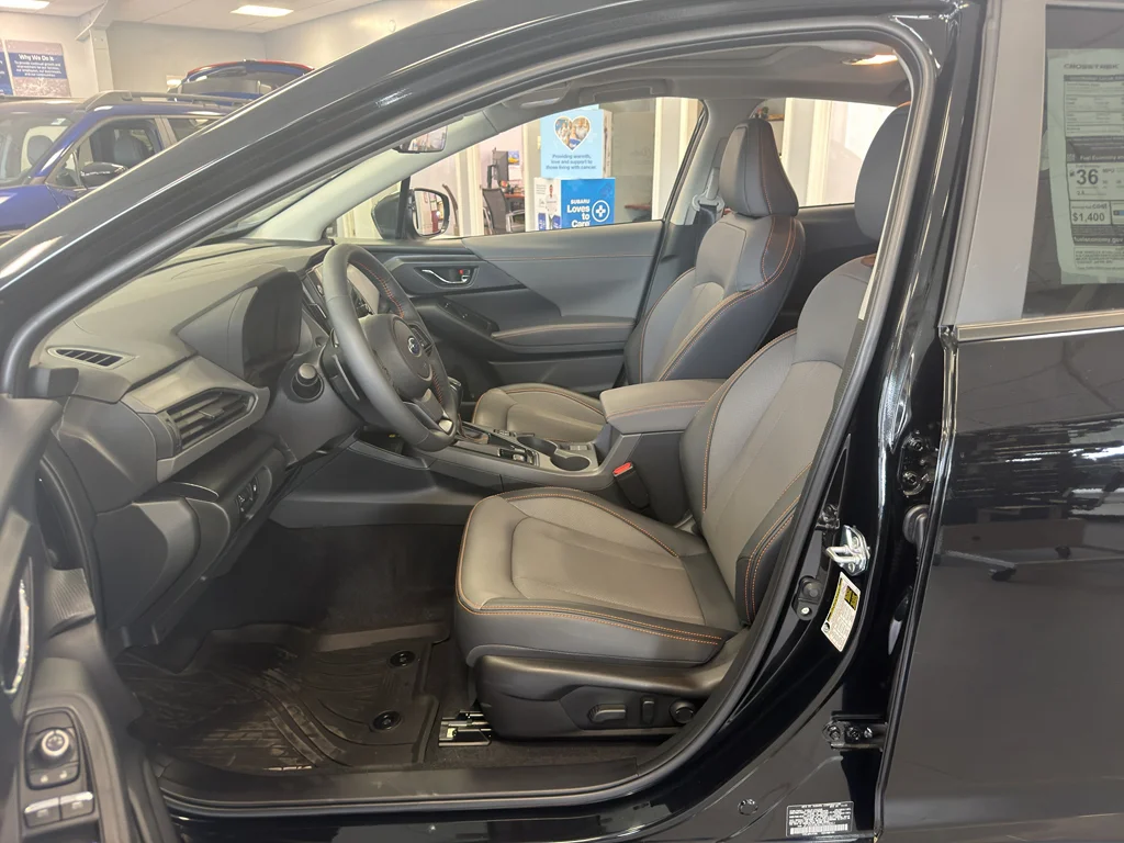 New 2026 CRYSTAL BLACK SILICA Subaru Limited Hybrid image 14