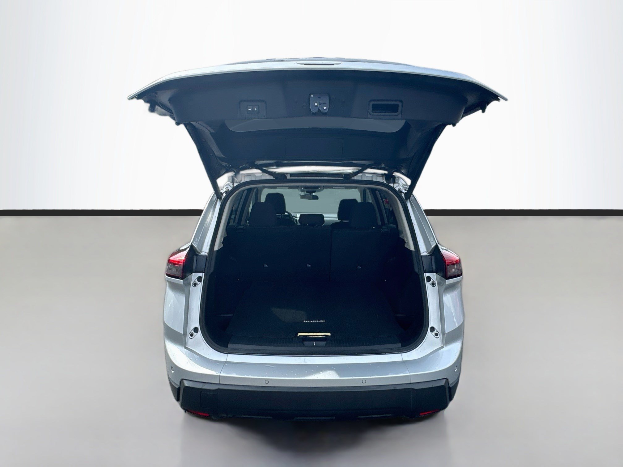 Used 2024 Brilliant Silver Metallic Nissan SV image 27