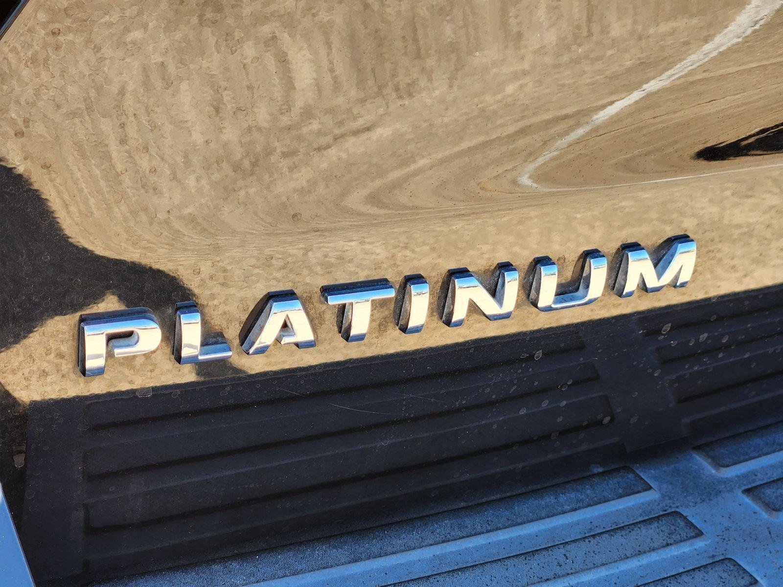 Used 2022 Agate Black Ford Platinum image 11