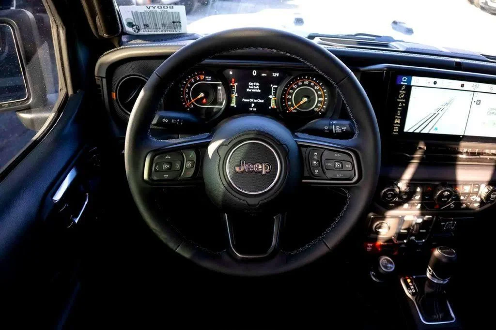 New 2025 Gray Jeep Mojave image 20
