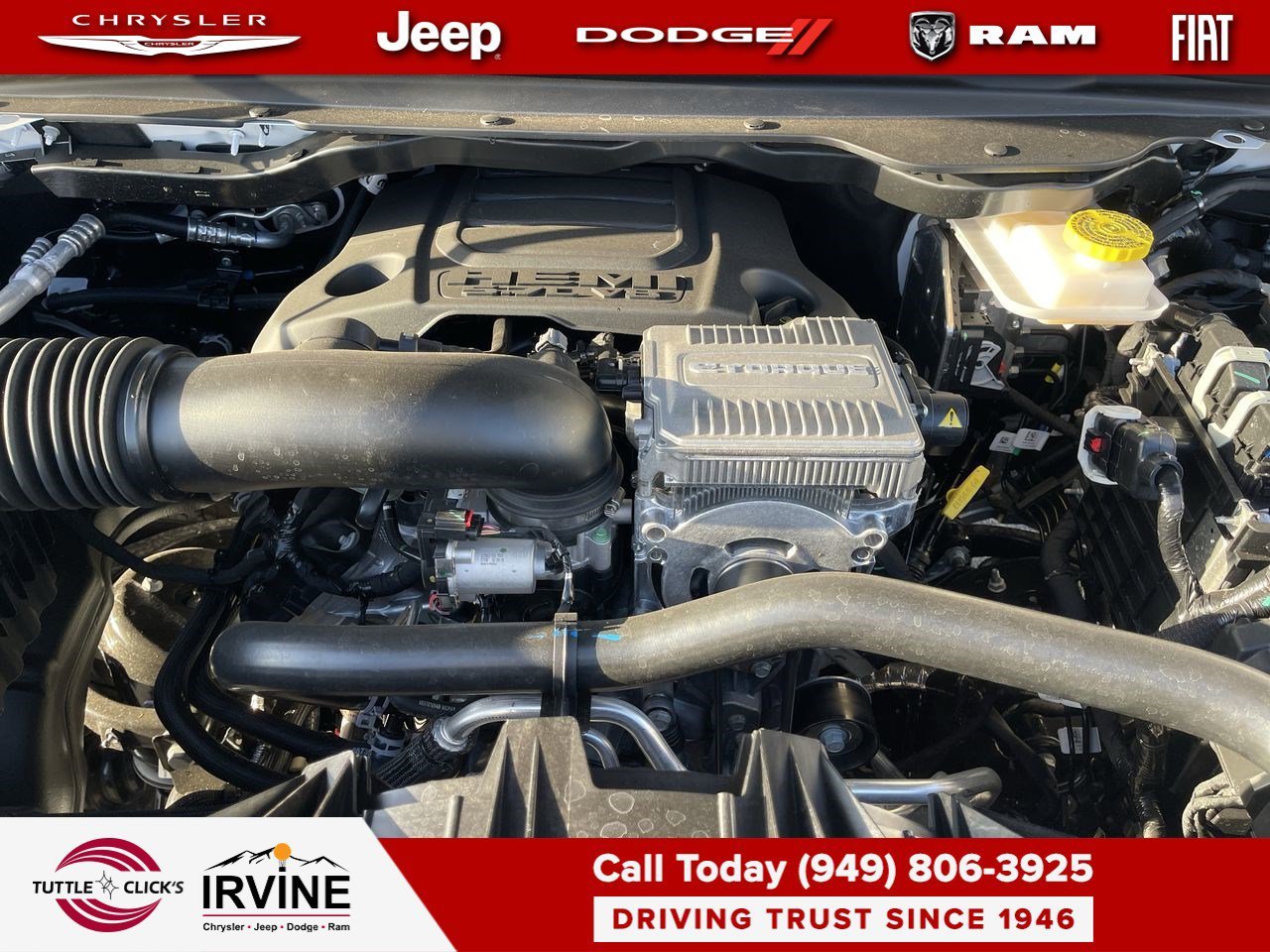 New 2026 Bright White Clear-Coat Exterior Paint RAM Laramie image 28