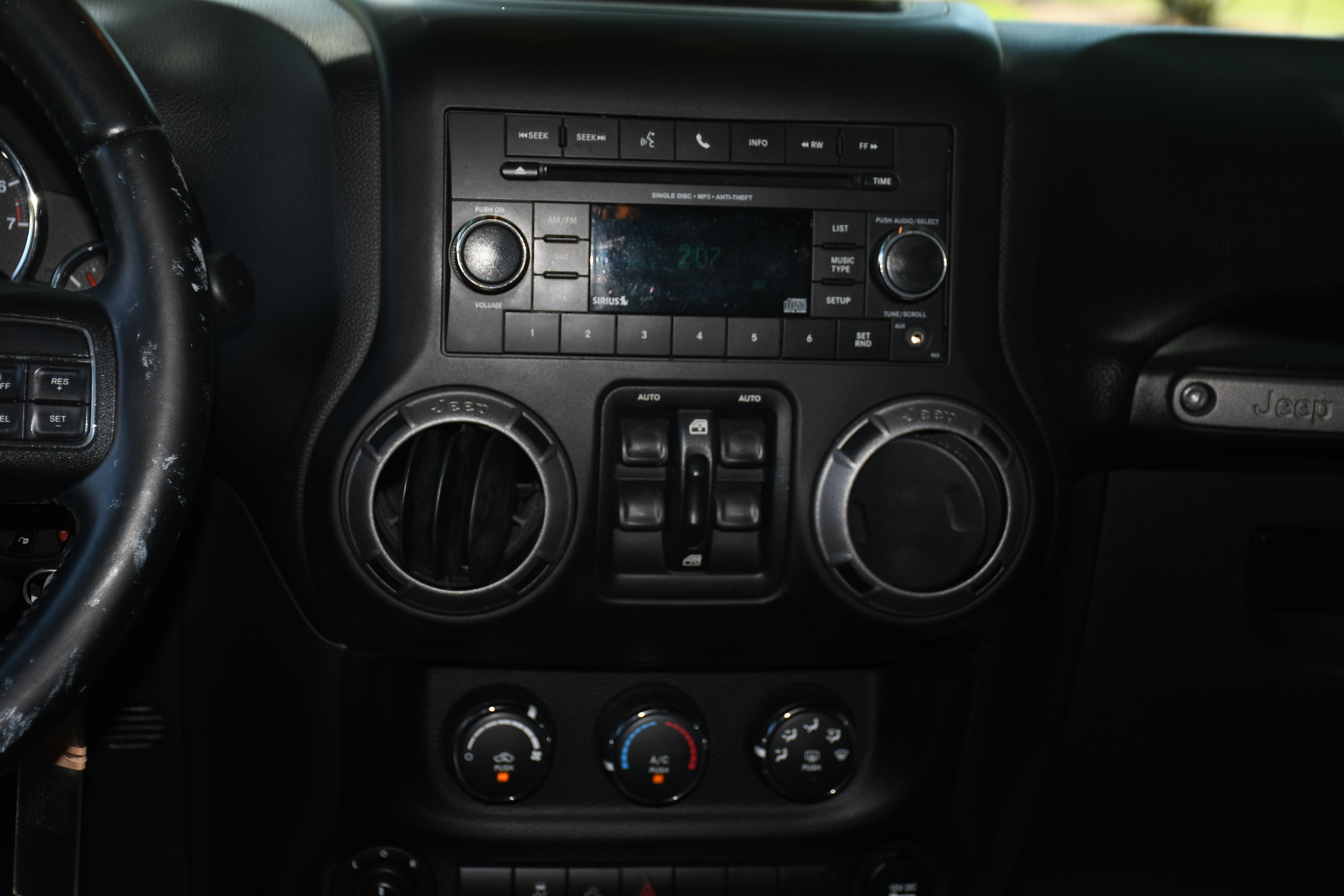 2017 Jeep Wrangler Unlimited Sport S - Photo 15