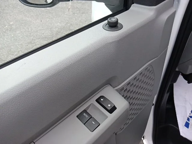 New 2026 Oxford White Ford E-450 DRW image 12
