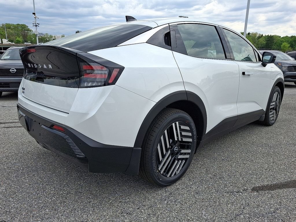 New 2026 White Nissan SV+ image 4