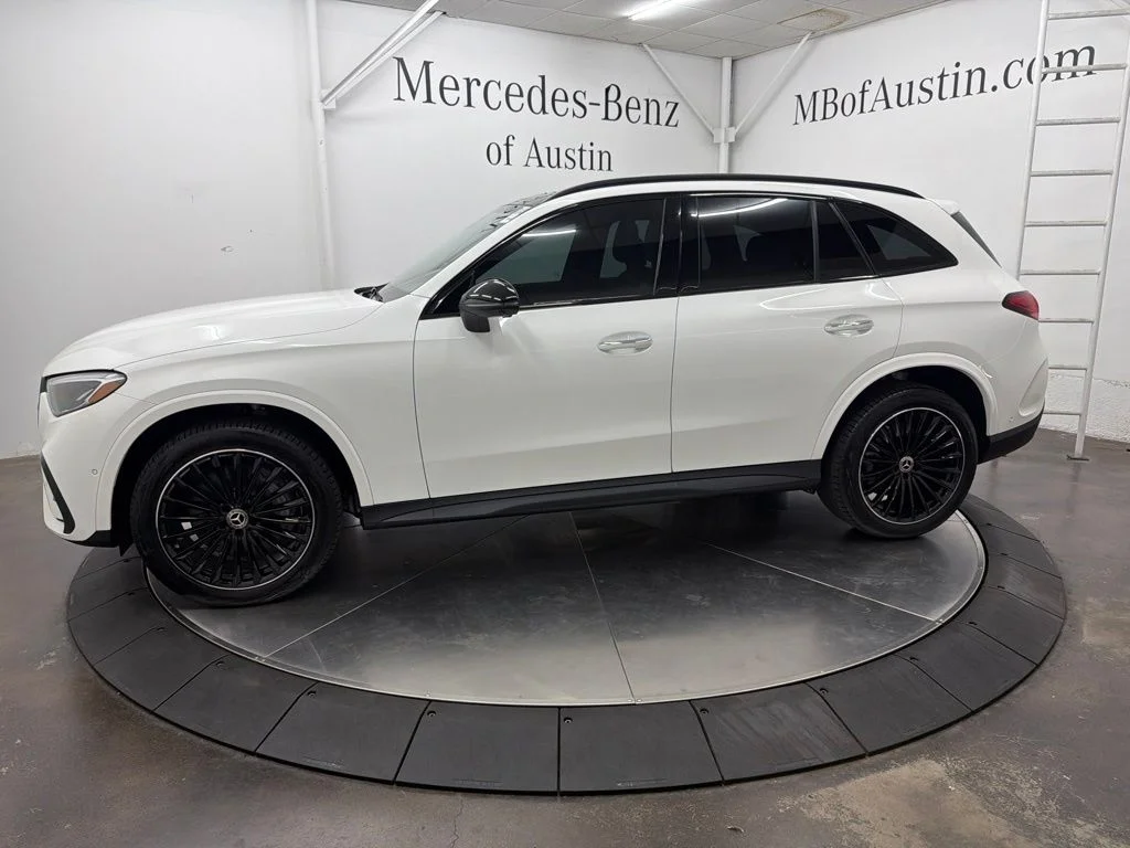 Certified Used 2026 White Mercedes-Benz GLC 300 image 4