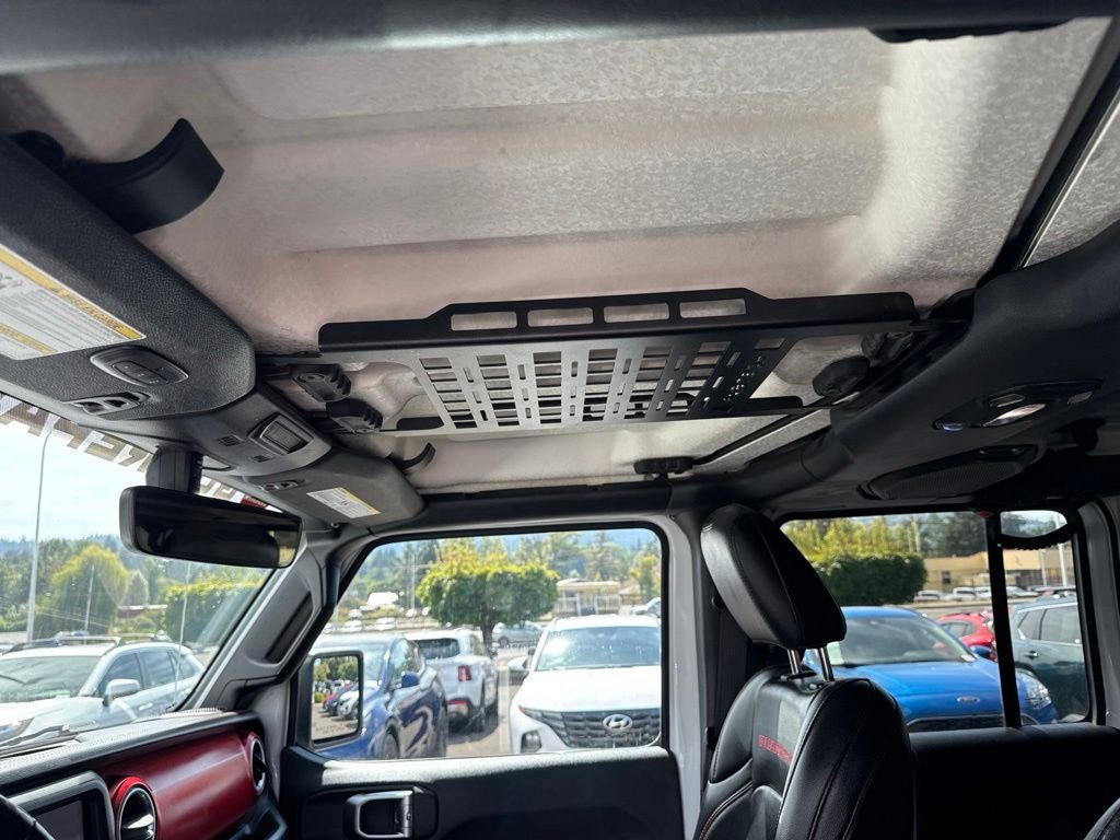 Used 2018 Bright White Clearcoat Jeep Unlimited Rubicon image 5
