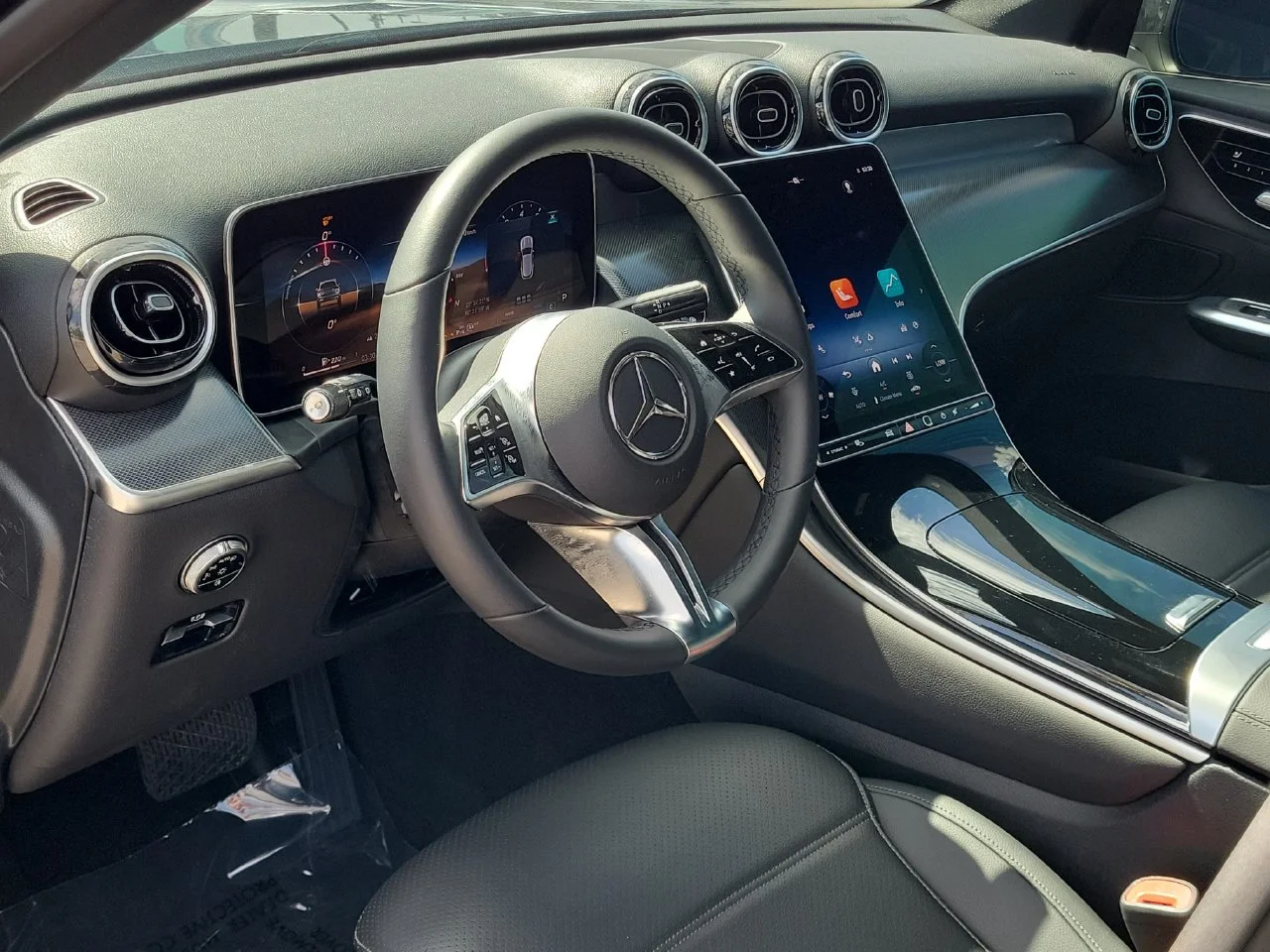 Certified Used 2026 Gray Mercedes-Benz GLC 300 image 20