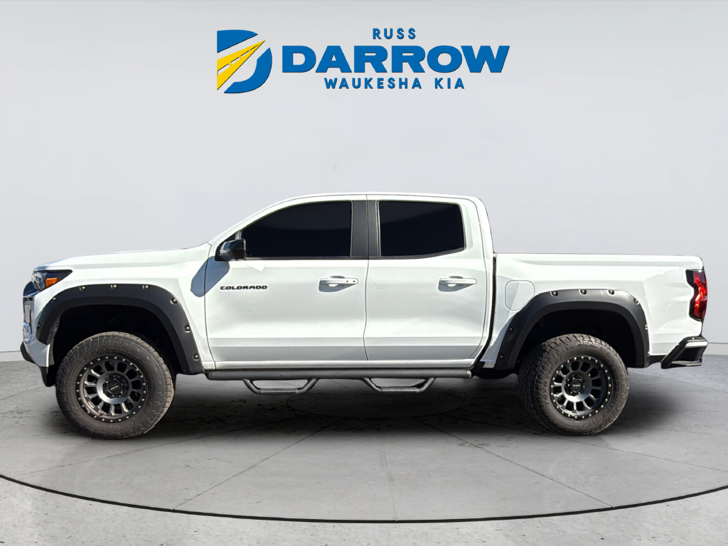 Used 2024 White Chevrolet LT image 2