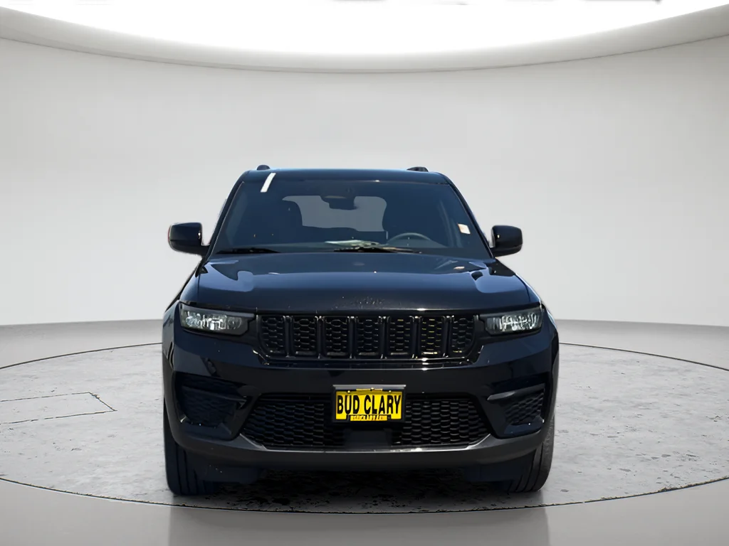 Used 2023 Black Jeep Altitude X image 14