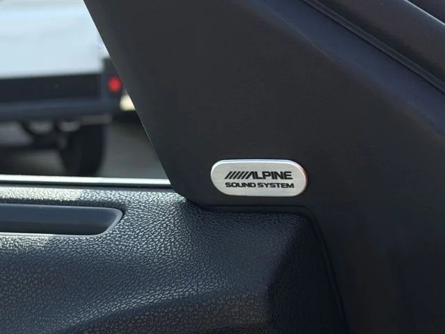 Used 2023 Orange Dodge SXT image 15