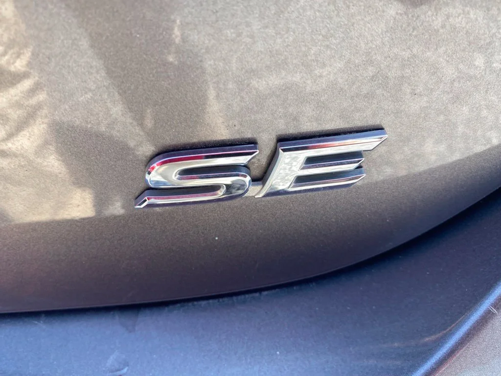 Used 2020 Gray Toyota SE image 12
