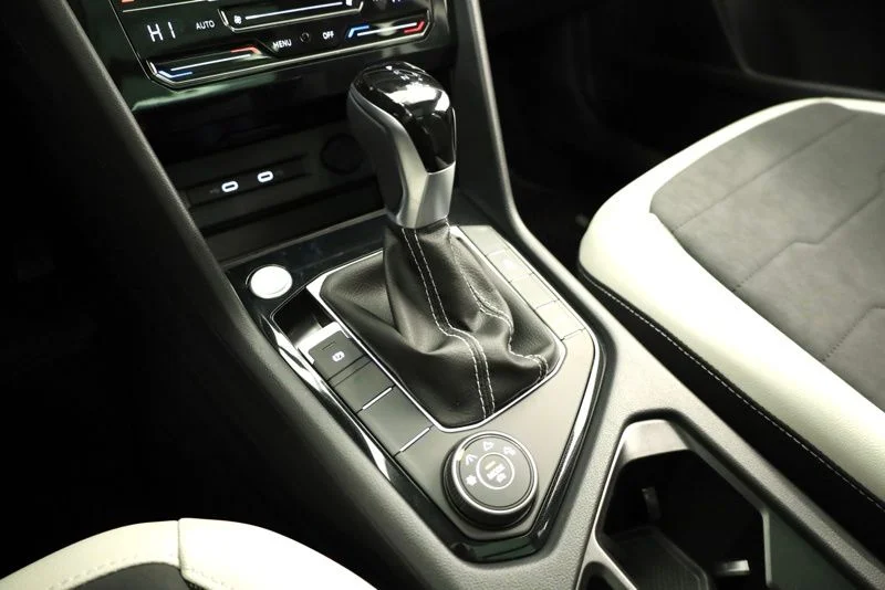 New 2026 Gray Volkswagen 1.5T SE image 21