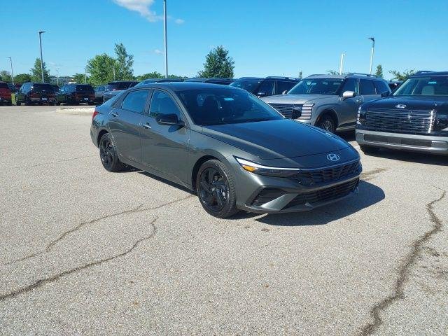 New 2026 Gray Hyundai SEL Sport image 4