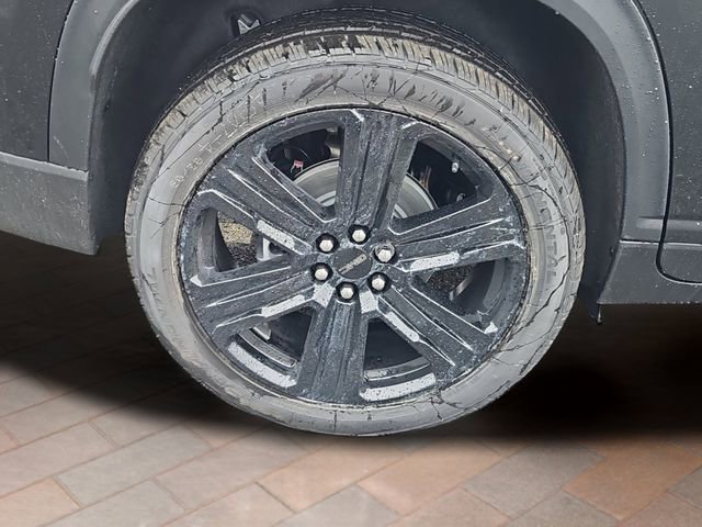 New 2026 Ebony Twilight Metallic GMC Elevation image 20