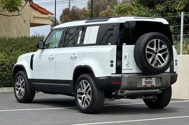 New 2026 Fuji White Land Rover S image 3