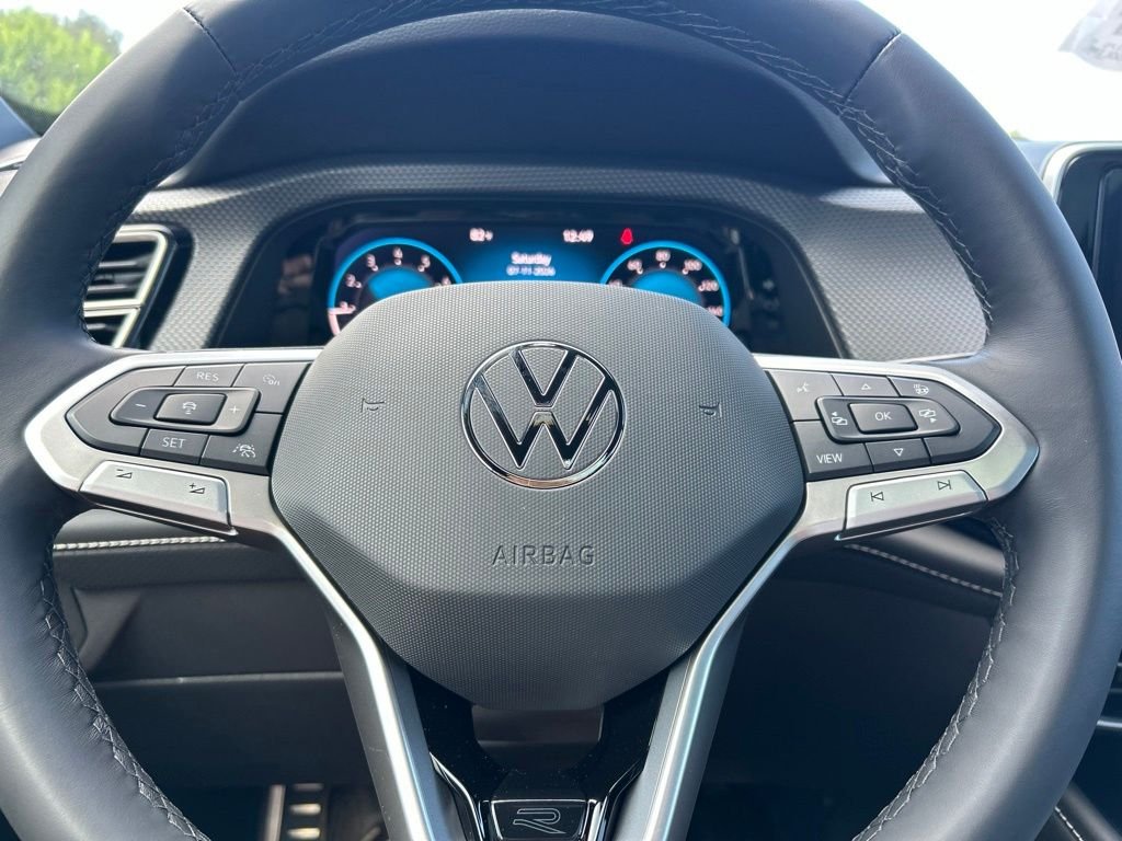 New 2026 White Volkswagen 2.0T SEL R-Line Black image 25