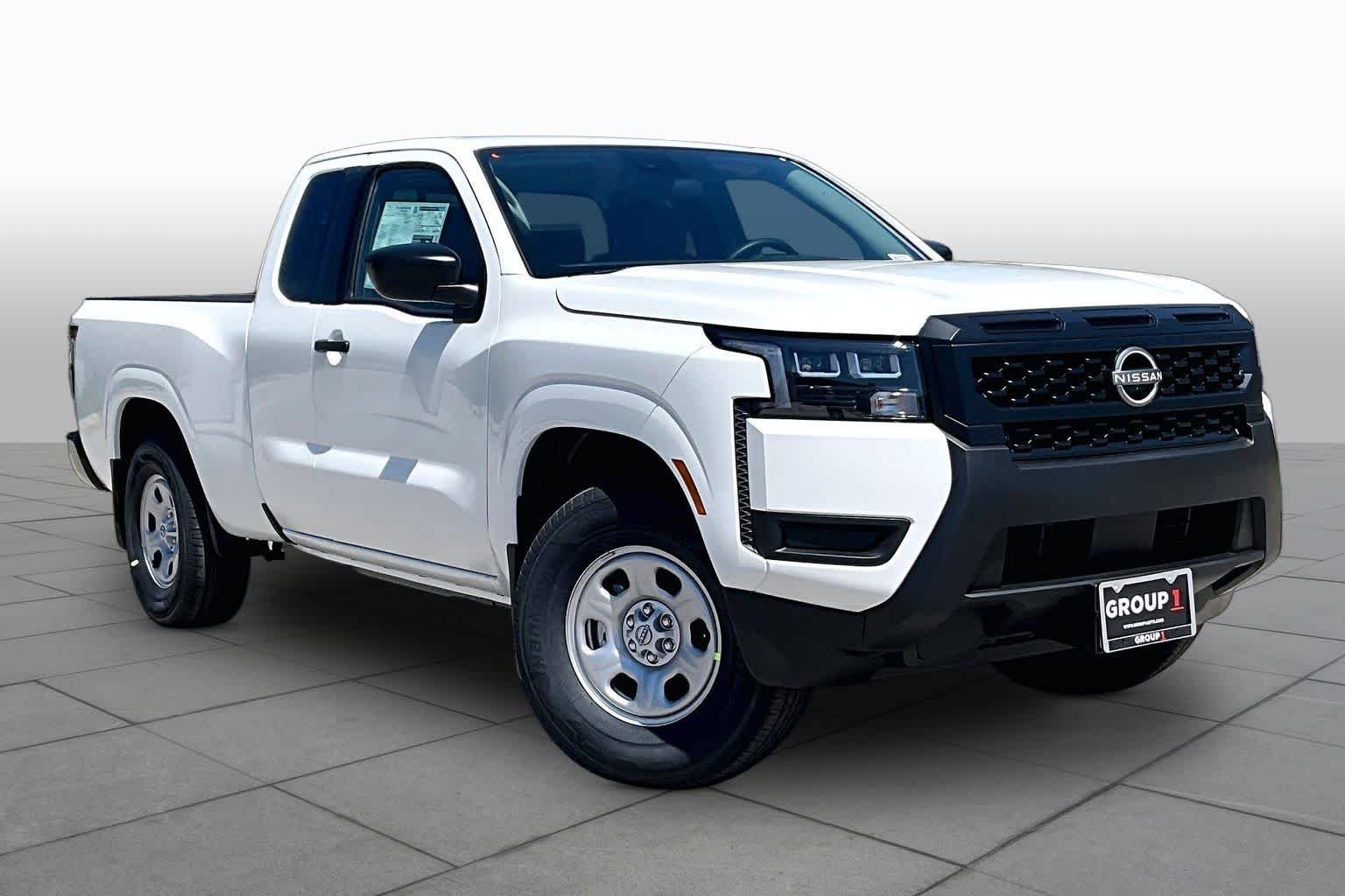 New 2026 Glacier White Nissan S image 2
