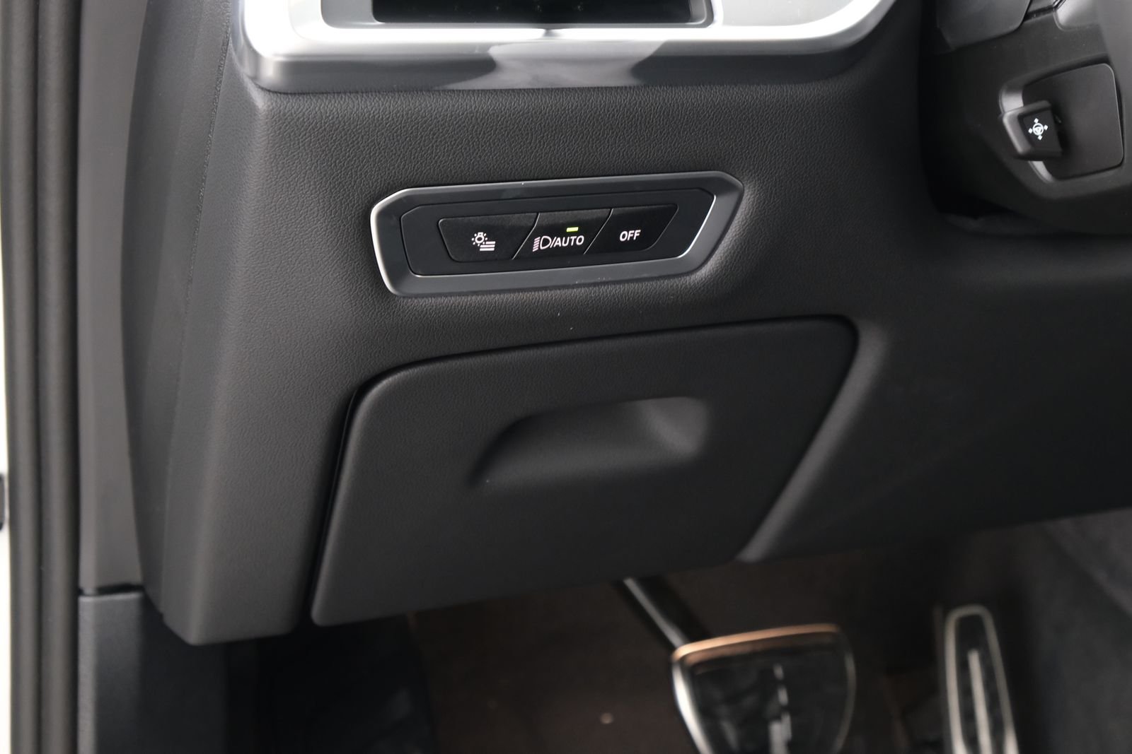 New 2027 Alpine White BMW xDrive40i image 28