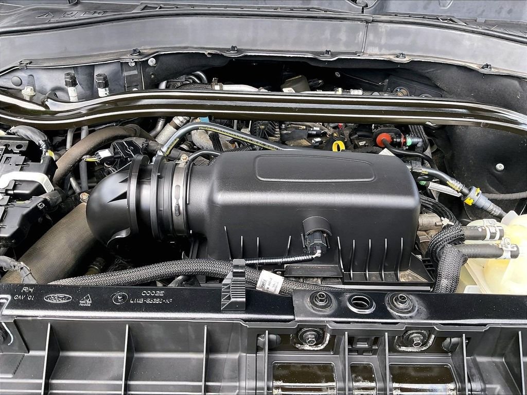 Used 2021 Gray Ford Limited image 29