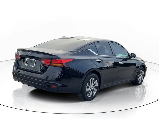 Used 2025 Black Nissan 2.5 S image 5