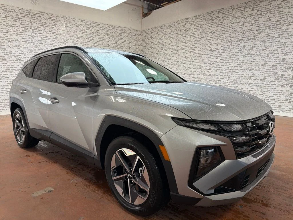 New 2026 Shimmering Silver Hyundai SEL image 1