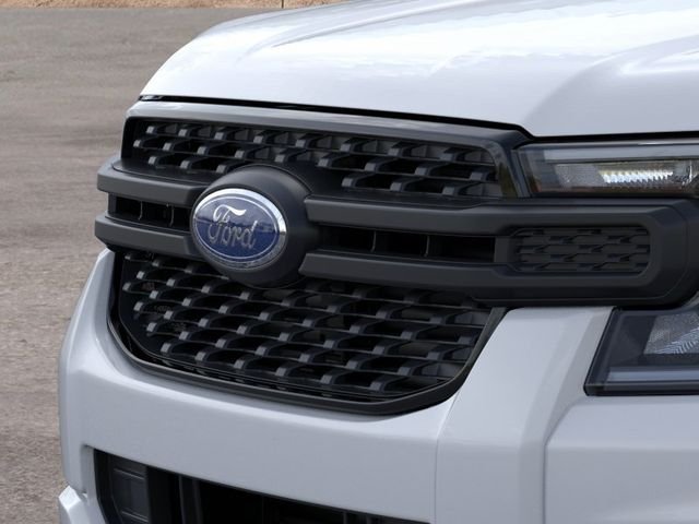 New 2026 Oxford White Ford XL image 17