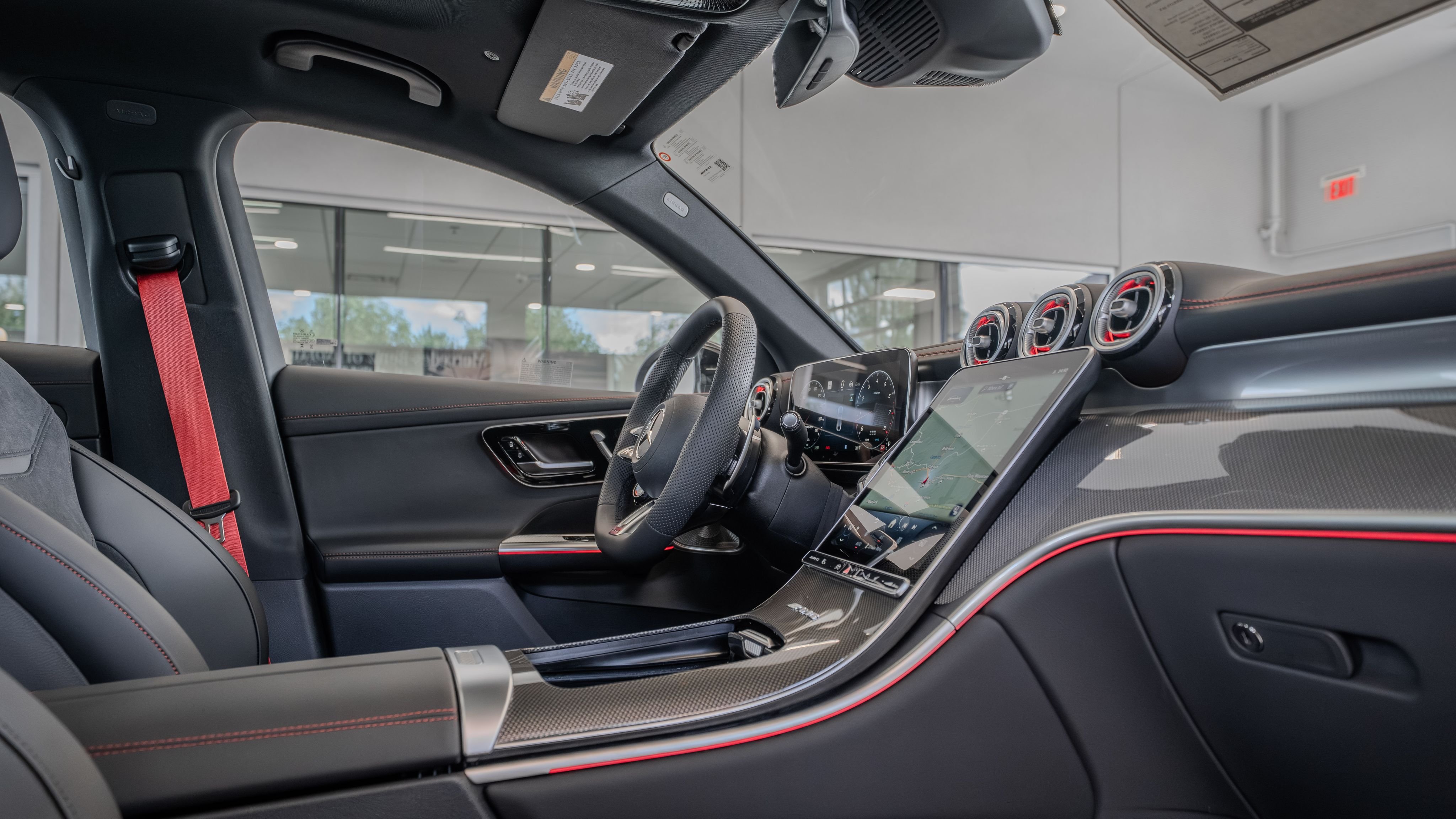 New 2027 Obsidian Black Metallic Mercedes-Benz GLC 350e image 18