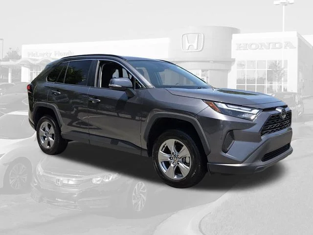 Used 2025 Magnetic Gray Metallic Toyota XLE image 7