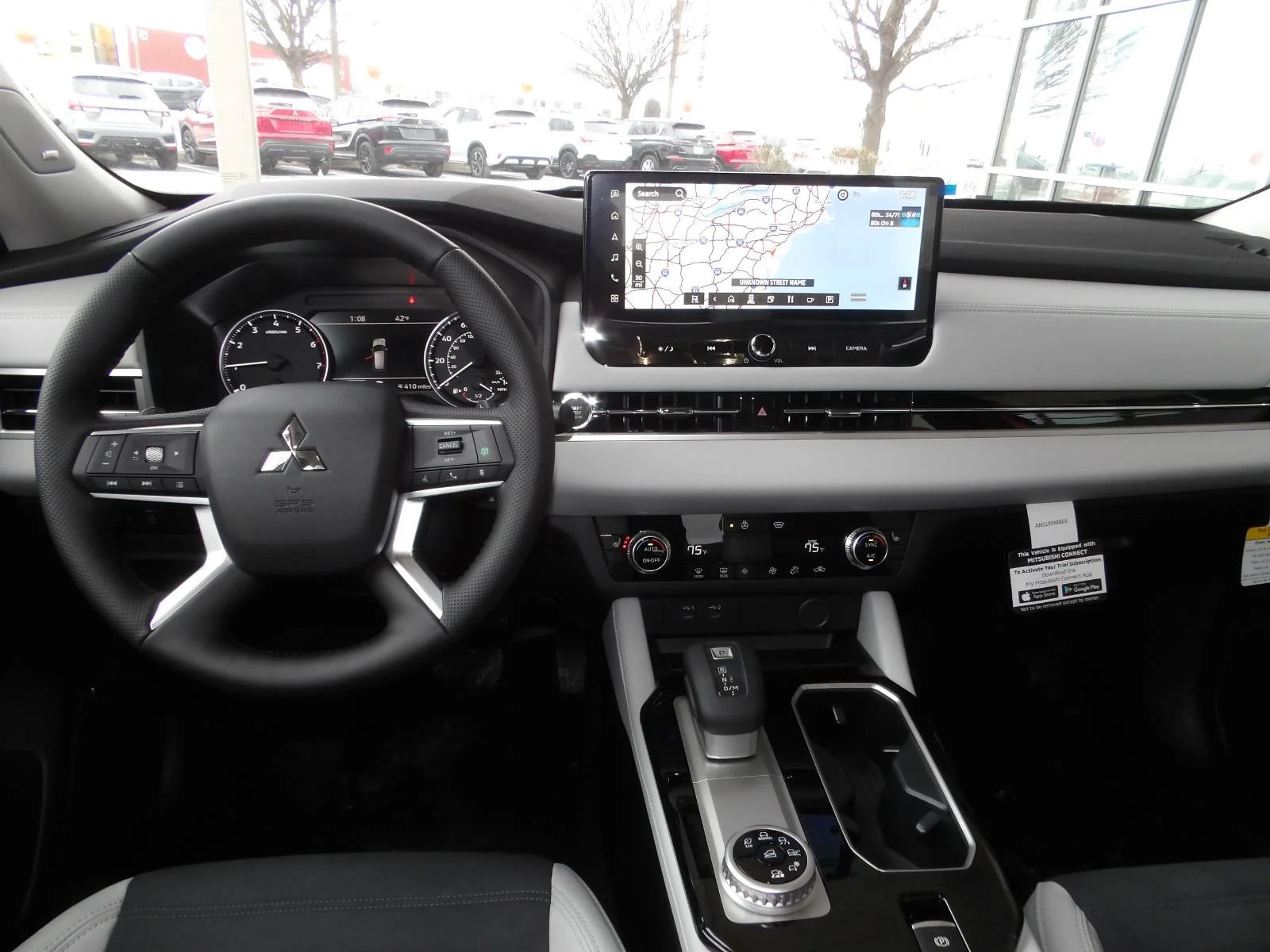 2026 Mitsubishi Outlander SE - Photo 14